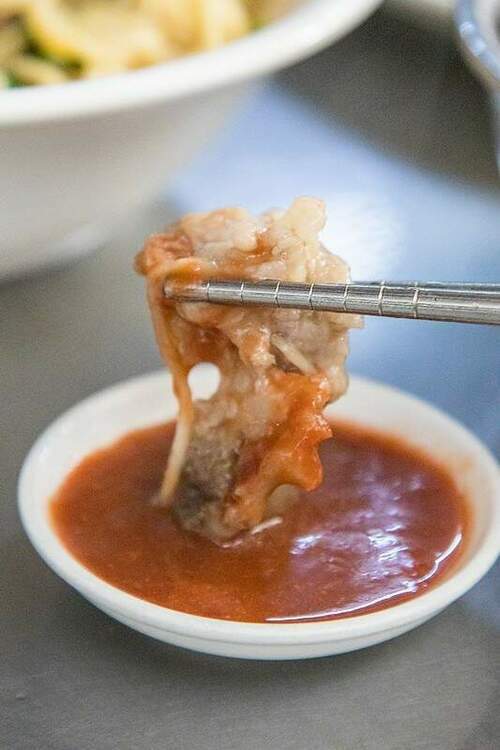 《台北捷運美食》《龍山寺站美食》華西街80年老攤 天天生炒牛肉 奶香牛雜湯絕妙好滋味 - 台北郵報 | The Taipei Post 《台北捷運美食》《龍山寺站美食》華西街80年老攤 天天生炒牛肉 奶香牛雜湯絕妙好滋味 - 台北郵報 | The Taipei Post