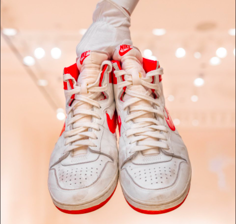 創拍賣紀錄！喬丹NBA「戰鞋」以近4200萬元天價成交 - 台北郵報 | The Taipei Post