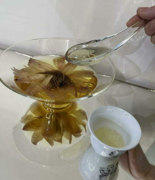 「茶都蓮香茶」跨年限定 花、茶、香一次滿足 - 台北郵報 | The Taipei Post 「茶都蓮香茶」跨年限定 花、茶、香一次滿足 - 台北郵報 | The Taipei Post