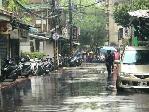 南方雲系北移 全台水氣多易降雨 - 台北郵報 | The Taipei Post