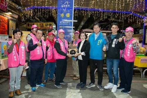積極推動環保措施-宜蘭市東門夜市獲選特優環保夜市