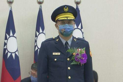 竹縣警局長交接 楊哲昌接下印信、宣誓就職 - 台北郵報 | The Taipei Post 竹縣警局長交接-楊哲昌接下印信、宣誓就職