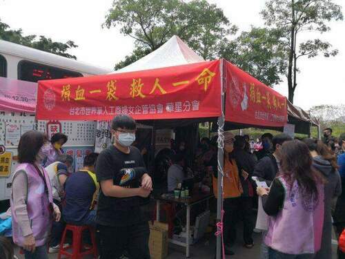 世華傳愛-台北華星挽袖捐熱血