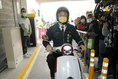 台南第1座公有機車立體停車場「友愛立體機車停車場」春節前夕啟用 