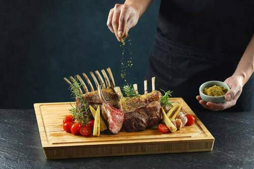 春天食補！全國最高自助餐廳「50樓cafe」-新推「羊肉饗宴」吃到飽、最低千元有找