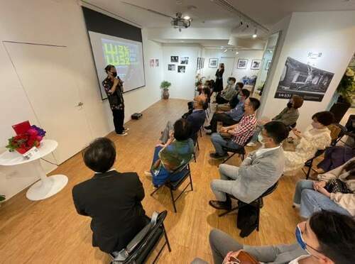 攝影迷必看！繼新書童養媳影像後-涂崇聖舉辦人間紀實攝影展