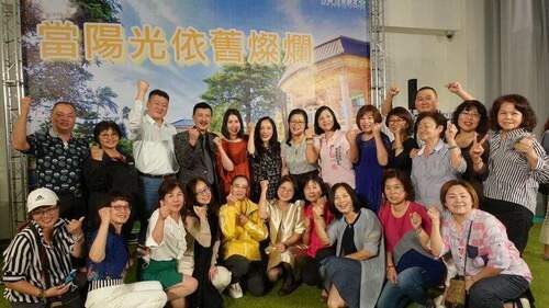 市場男神突破重圍-成功連任-何博文：感謝余天大哥
