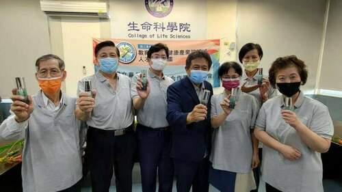 嘉大與華安醫學公司簽訂產學合作備忘錄