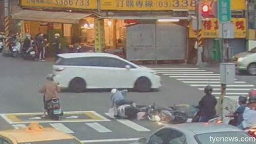 【有片】超人變裝！上班途中遇車禍 員警火速換裝協助民眾 - 台北郵報 | The Taipei Post