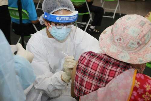 嘉義縣今增確診1417人 長者第4劑逾5成完成接種 - 台北郵報 | The Taipei Post