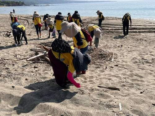 國家海洋日台東淨海淨灘 清出38公斤海廢 - 台北郵報 | The Taipei Post