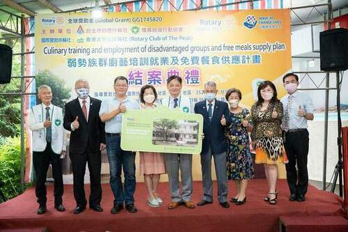 扶輪3521地區捐贈全球獎助金 支持惜食廚房永續服務 - 台北郵報 | The Taipei Post