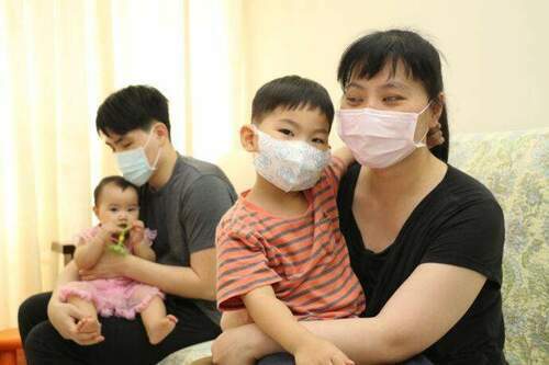 視障父母因送子鳥學堂才有勇氣生二寶 社會局攜帶育兒寶貝袋和市長祝福關懷 - 台北郵報 | The Taipei Post