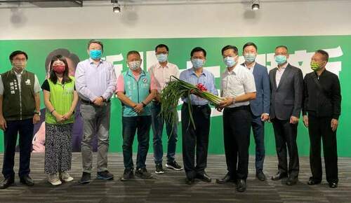 離島黨部主委飛越台灣海峽力挺　林佳龍：捍衛台灣民主關鍵一役