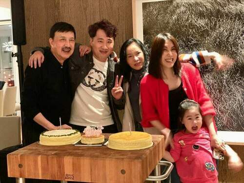余苑綺靈堂布置白花海　老公gary成「鰥夫」哀悼：希望妳沒牽掛離開