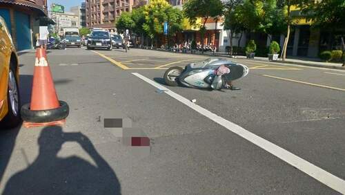 【有片】母女過馬路遭騎士衝撞 8旬婦送醫搶救中 - 台北郵報 | The Taipei Post