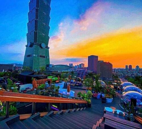 台北最迷人的空中花園餐酒館-舉辦國慶活動-百位網紅現場同歡