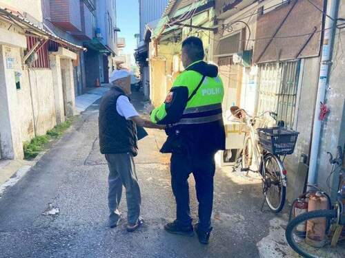 大園9旬翁跌草叢動彈不得躺整夜 民眾一早發現急報警 - 早安台灣新聞 | Morning Taiwan News