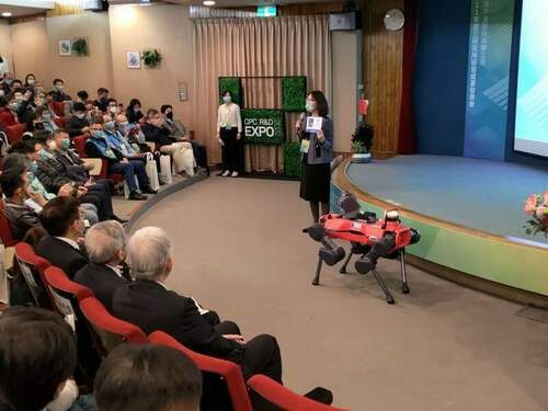 中油智慧型機器狗亮相 員工編號「918779」有這寓意 - 台北郵報 | The Taipei Post