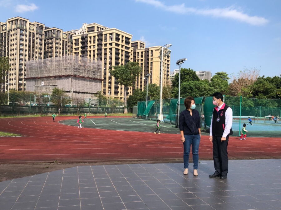 江翠重劃區就學與停車需求激增　黃淑君籲校舍改建並共構停車場