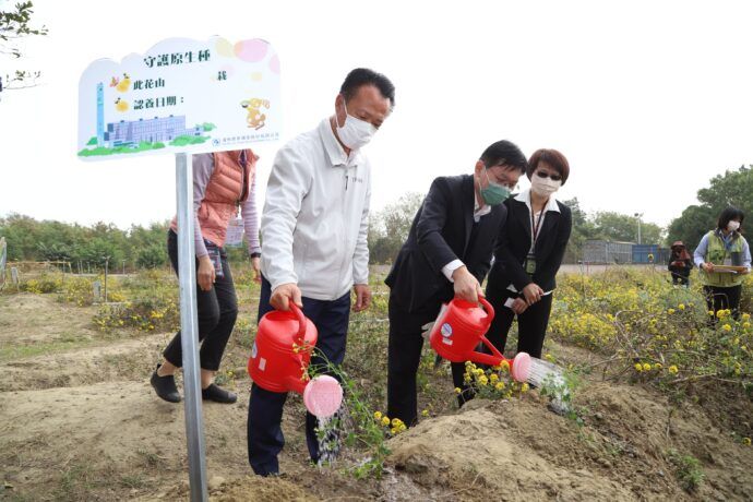 嘉義縣鹿草垃圾焚化廠促參案揭牌 復育阿里山油菊成果豐碩 - 台北郵報 | The Taipei Post 嘉義縣鹿草垃圾焚化廠促參案揭牌 復育阿里山油菊成果豐碩 - 台北郵報 | The Taipei Post
