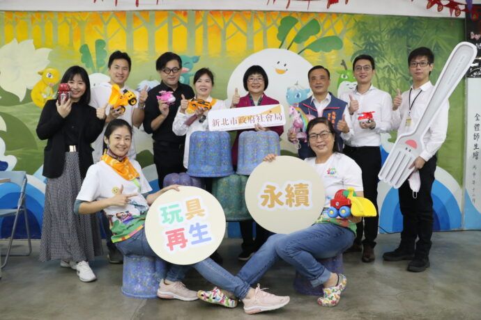 廢棄玩具大變身　可愛「露露椅」可以按摩還能當鼓敲擊 - 台北郵報 | The Taipei Post