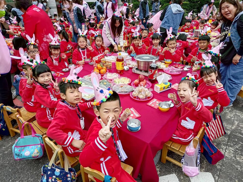 迎新年 羅東鎮立幼兒園圍爐活動慶團圓 - 台北郵報 | The Taipei Post