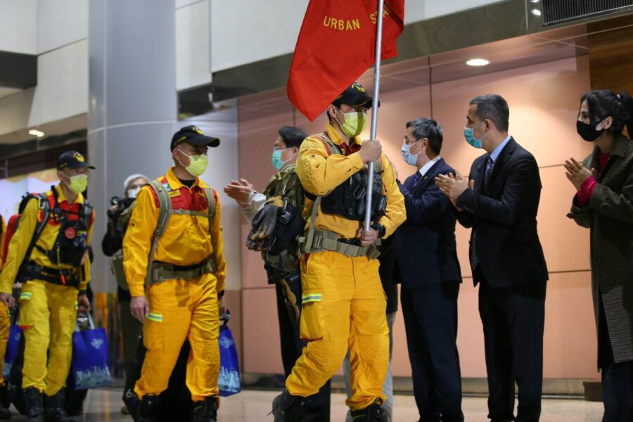 汪汪隊光榮歸國！隊員下機忍不住「通關廊道大便」　呆萌模樣惹心疼