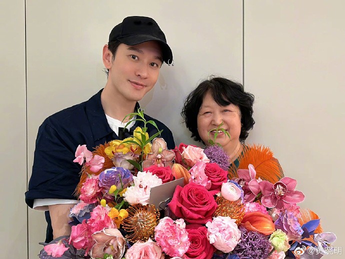 黃曉明新戀情曝光　疑攜小15歲網紅女友見家長