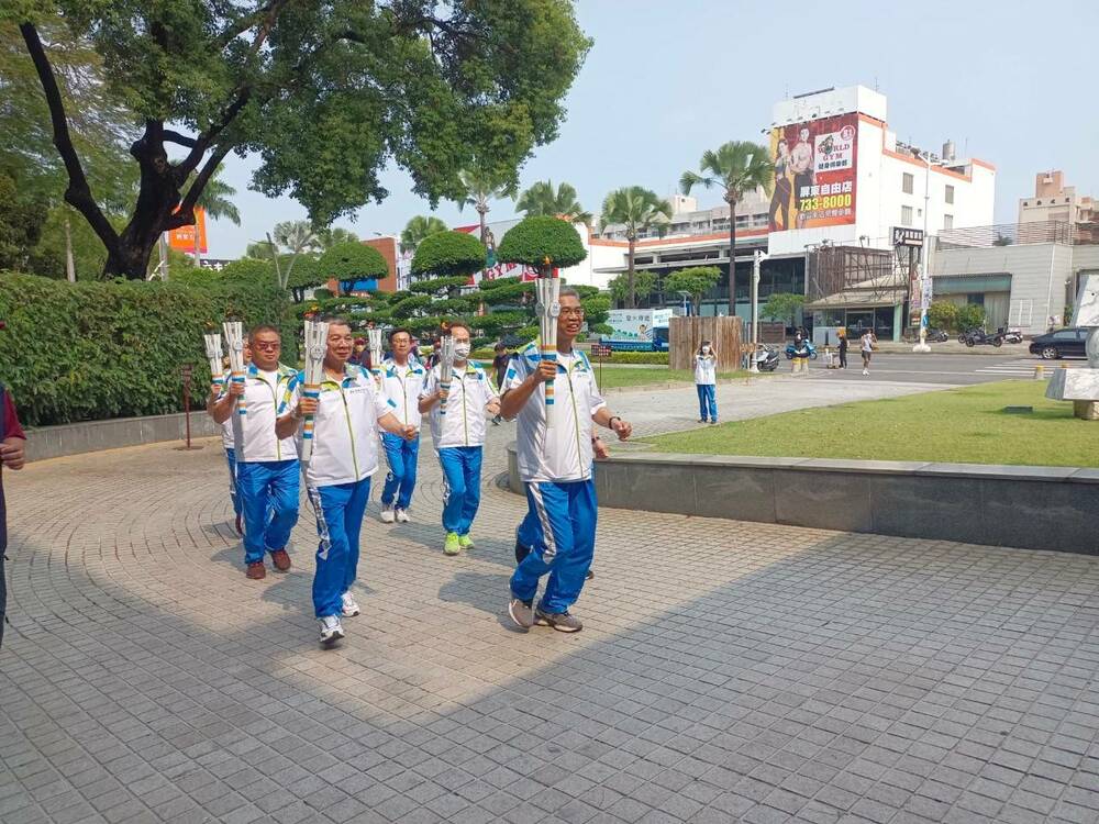 112年全國中等學校運動會聖火抵達屏東縣政府