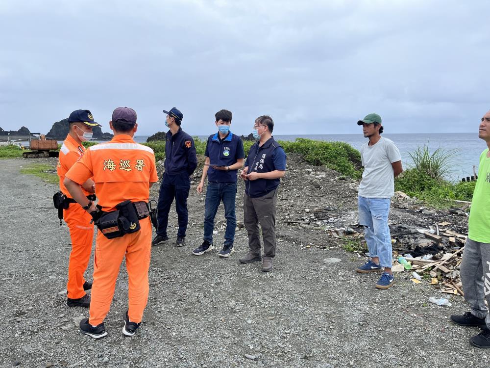環保署攜手地方運用科技 遏制蘭嶼海岸不法棄置