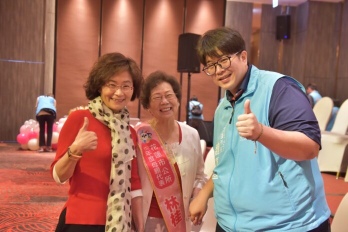 花蓮市53名母親代表 接受魏嘉彥表揚祝福 - 台北郵報 | The Taipei Post