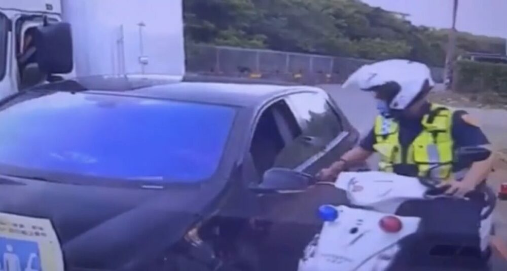 【有片】八德警匪追逐！女駕駛假身分遭識破拒檢衝撞