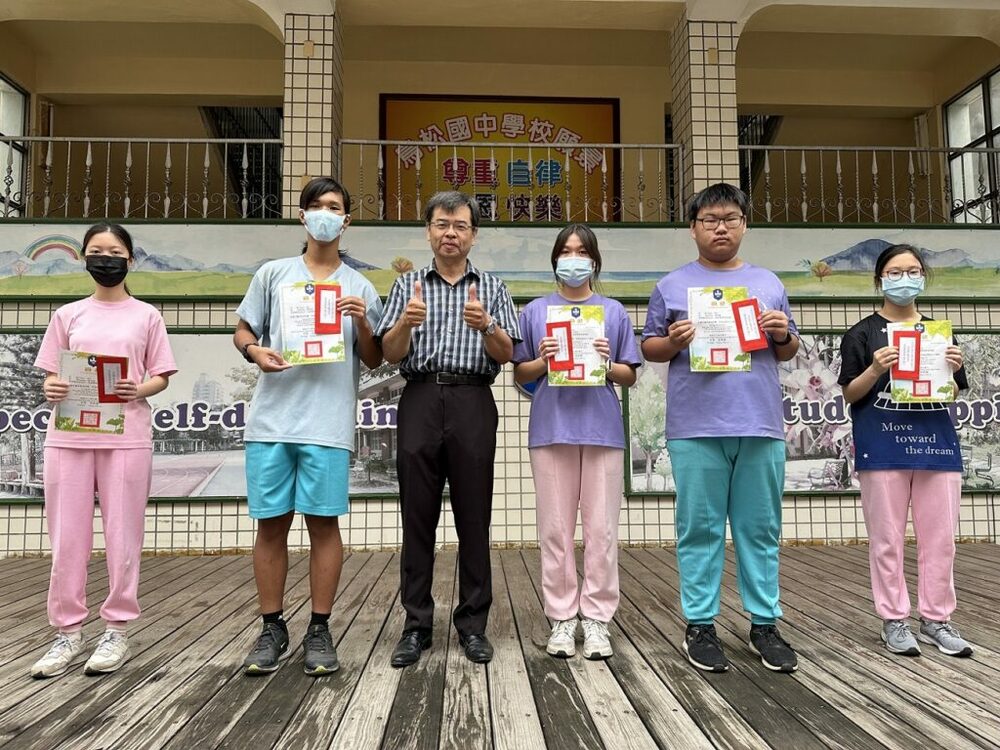 落實課業輔導 鳥松國中會考衝出好成績