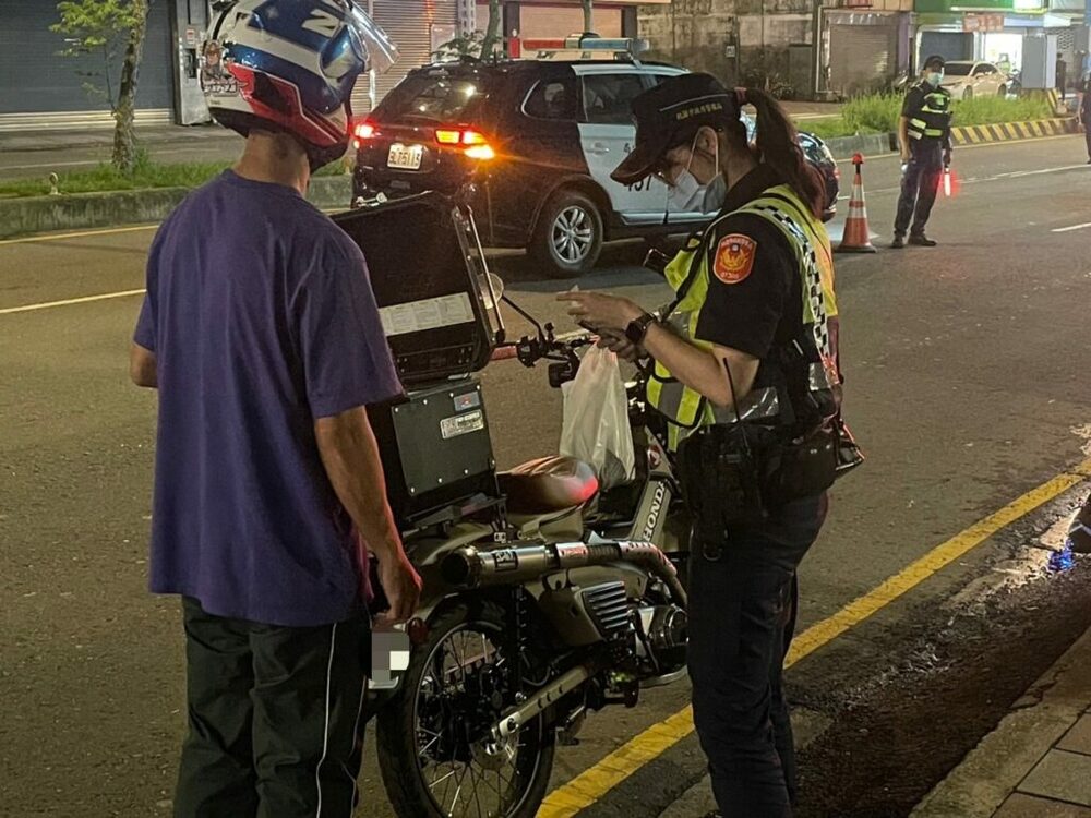 靜桃專案6月上路 楊梅警噪音熱點取締改裝車