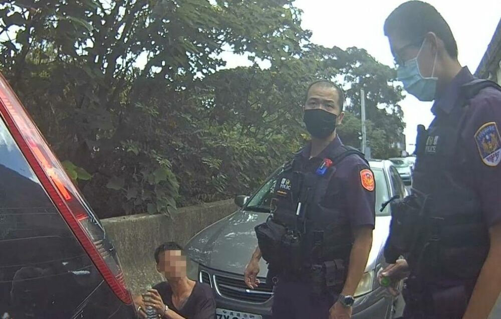 贓車拋錨動彈不得 警專實習生攜手學長逮通緝犯