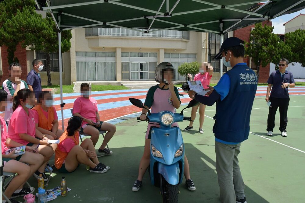 勵志中學辦理「安全騎士」校園考照　藉以養成學生道路安全常識 - 早安台灣新聞 | Morning Taiwan News