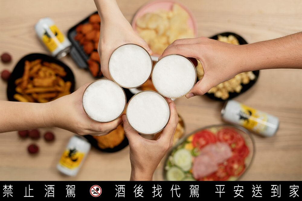 就是要「懶萌廢」才爽!爽啤與爽爽貓、小勞撫跨界合作 激起另類「爽到爆」療癒風潮 - 台北郵報 | The Taipei Post 就是要「懶萌廢」才爽!爽啤與爽爽貓、小勞撫跨界合作 激起另類「爽到爆」療癒風潮 - 台北郵報 | The Taipei Post