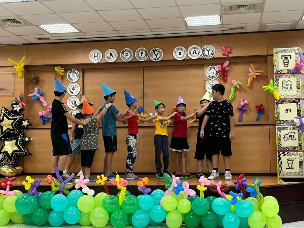 戲說異國暑期營隊 新二代以戲劇演繹展現