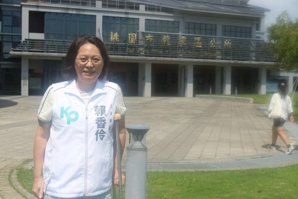 登革熱疫情升溫 平鎮、龍潭立委參選人賴香伶籲勿掉以輕心