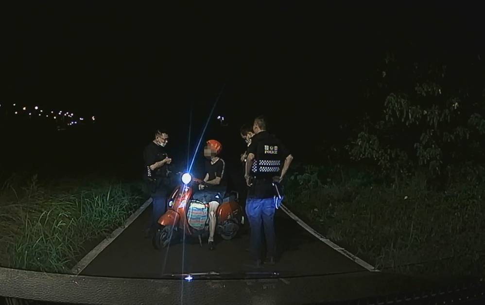 移工深夜可疑舉動 難逃大園警實習生鷹眼