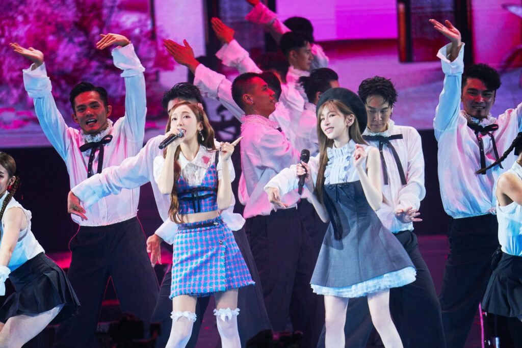 王心凌攻蛋開唱第2夜 韓星Jessica驚喜合體唱愛你 默契演出噴發雙倍糖份