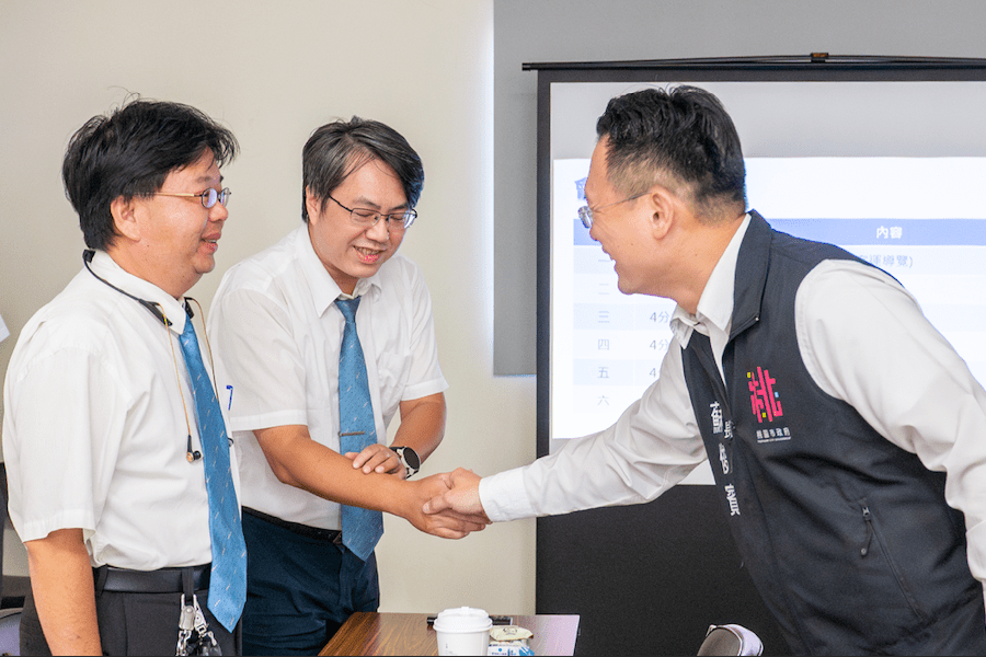 蘇俊賓親自督查 「桃竹竹苗生活圈定期票」10月2日開放申辦 大眾運輸迎新變革 - 台北郵報 | The Taipei Post 蘇俊賓親自督查 「桃竹竹苗生活圈定期票」10月2日開放申辦 大眾運輸迎新變革 - 台北郵報 | The Taipei Post