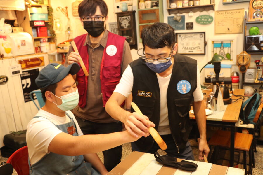 為盲胞開扇窗　小兔子生命協會教視障者泡出經典咖啡