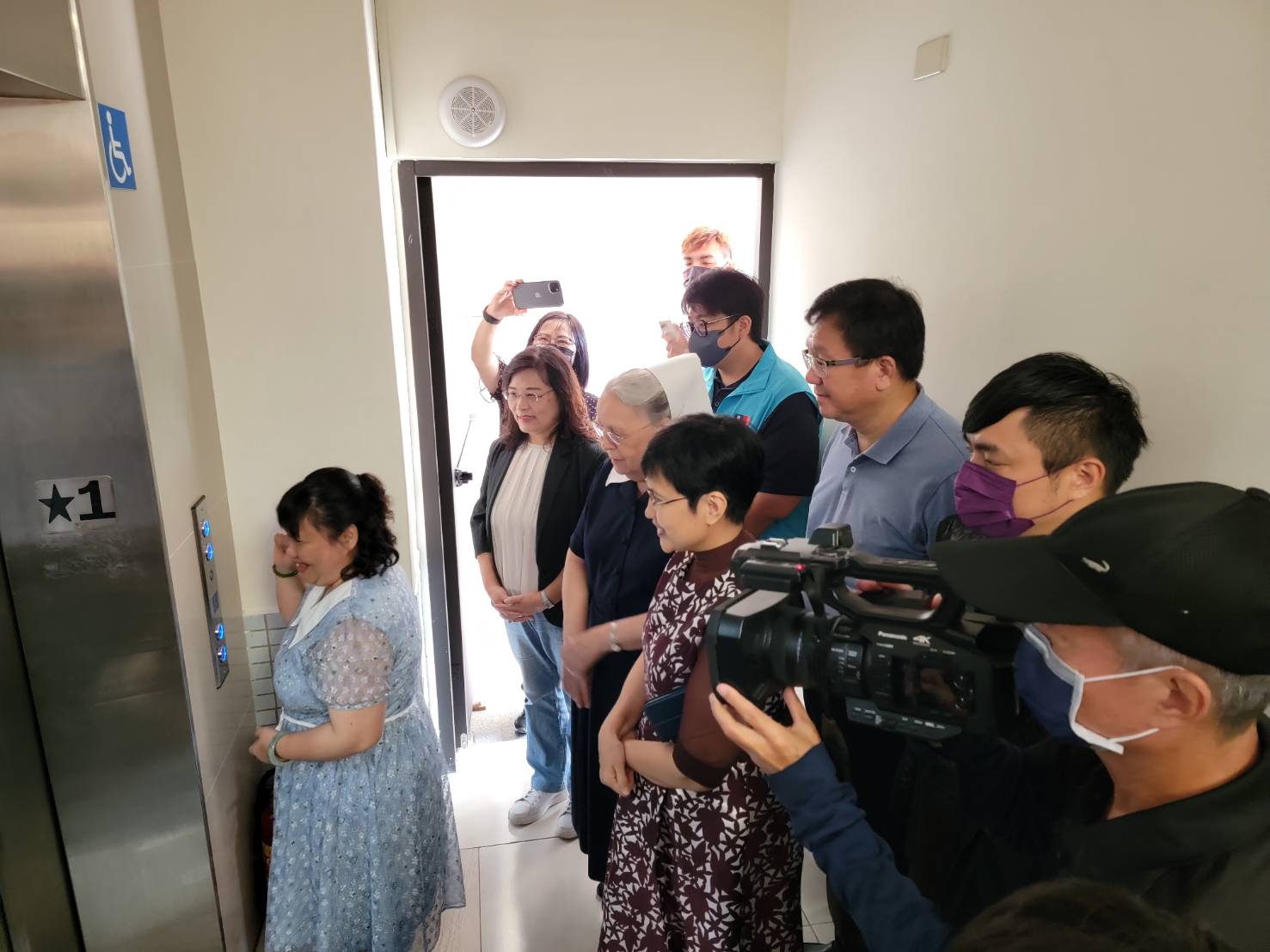 工研院在畢士大教養院展科技愛心 引進電梯紫外光表面殺菌技術 - 台北郵報 | The Taipei Post