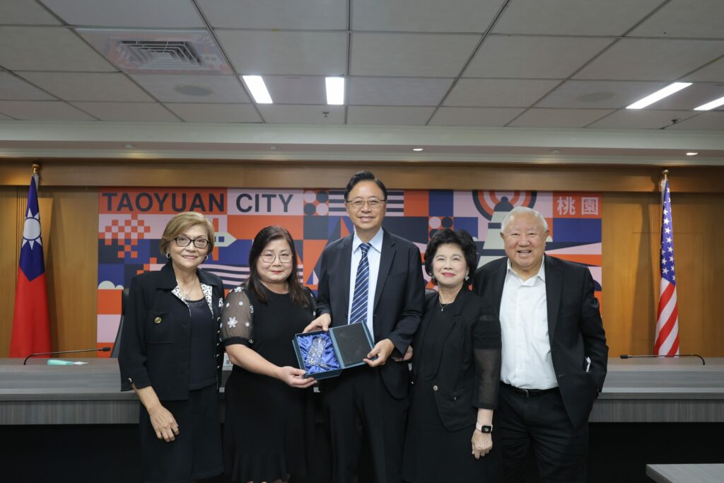 張善政與德州達福台灣商會姊妹市委員會交流 盼促成兩地直航