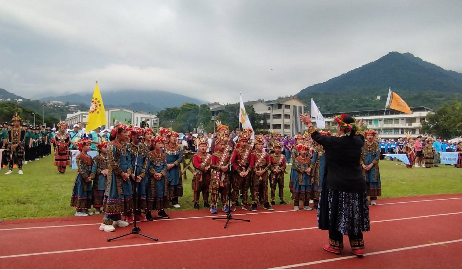 影音/2023全國原住民排灣族魯凱族運動大會 山地門鄉公所盛大舉辦 - 台北郵報 | The Taipei Post 影音/2023全國原住民排灣族魯凱族運動大會 山地門鄉公所盛大舉辦 - 台北郵報 | The Taipei Post