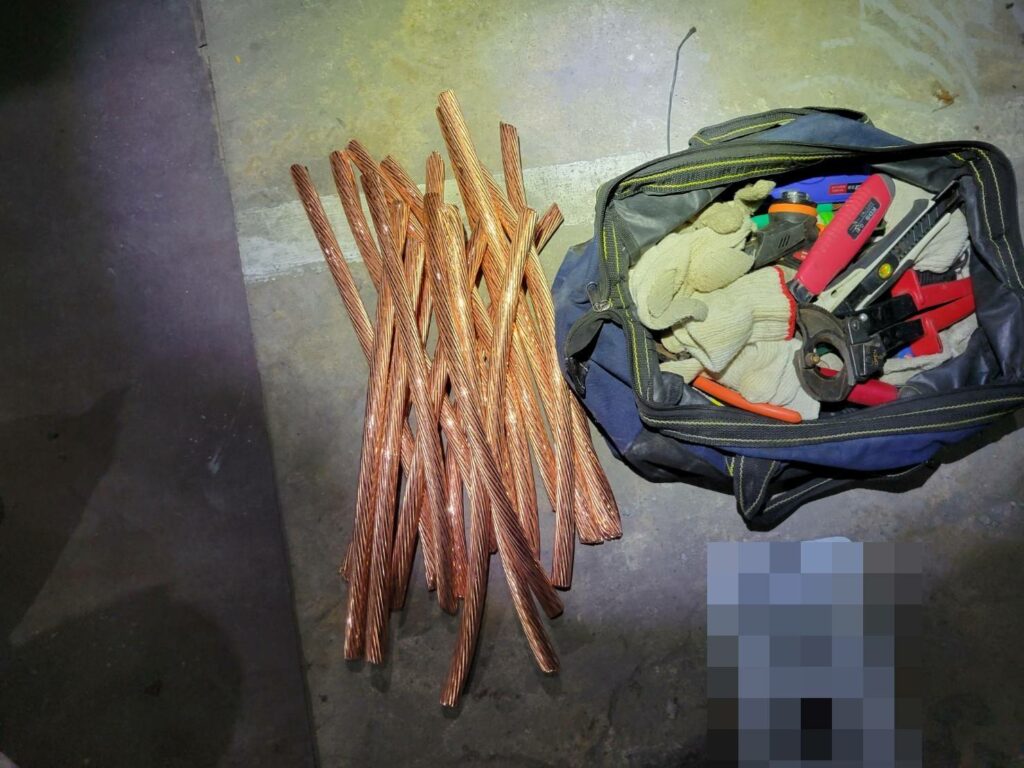 桃園2男相約偷電纜變賣 離譜原因曝光