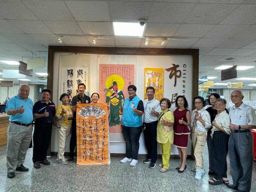 花蓮縣詩書畫協會開展 為市公所增添藝文氣息