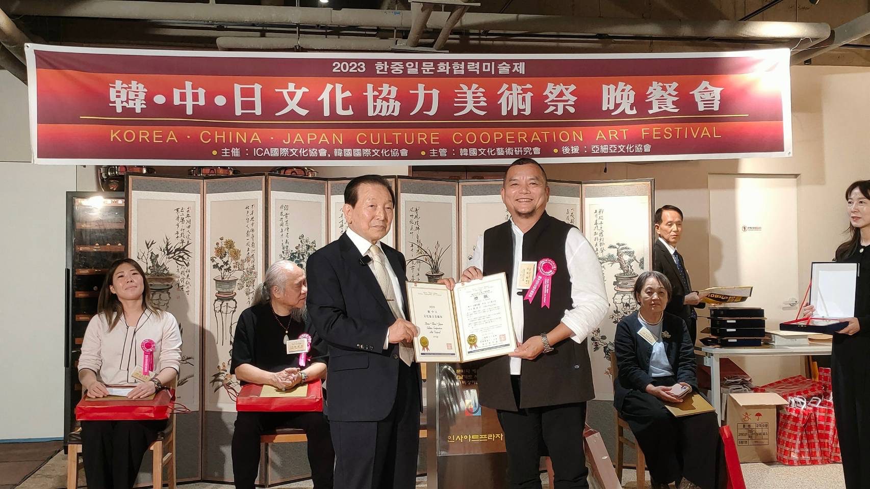 金獎畫家陳炳臣2023韓中日文化協力美術祭 再度蟬聯西洋畫金獎 - 台北郵報 | The Taipei Post 金獎畫家陳炳臣2023韓中日文化協力美術祭 再度蟬聯西洋畫金獎 - 台北郵報 | The Taipei Post